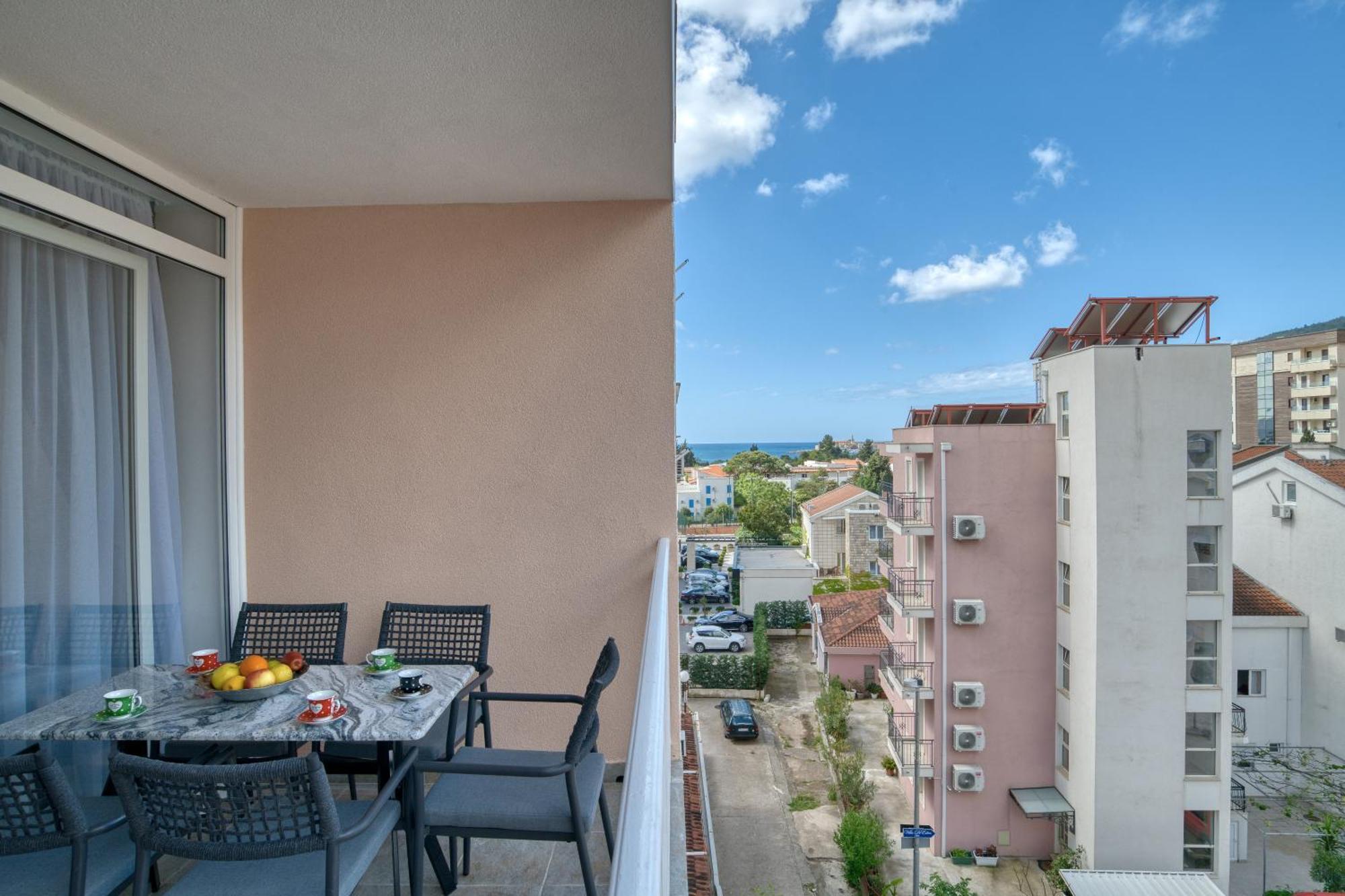 בודווה Comfort Apartment Near The Beach מראה חיצוני תמונה