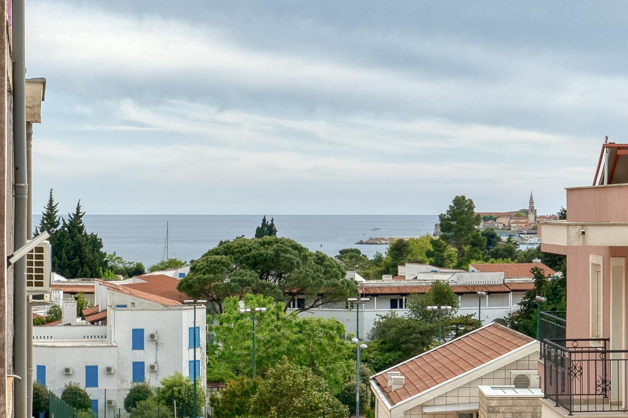 בודווה Comfort Apartment Near The Beach מראה חיצוני תמונה