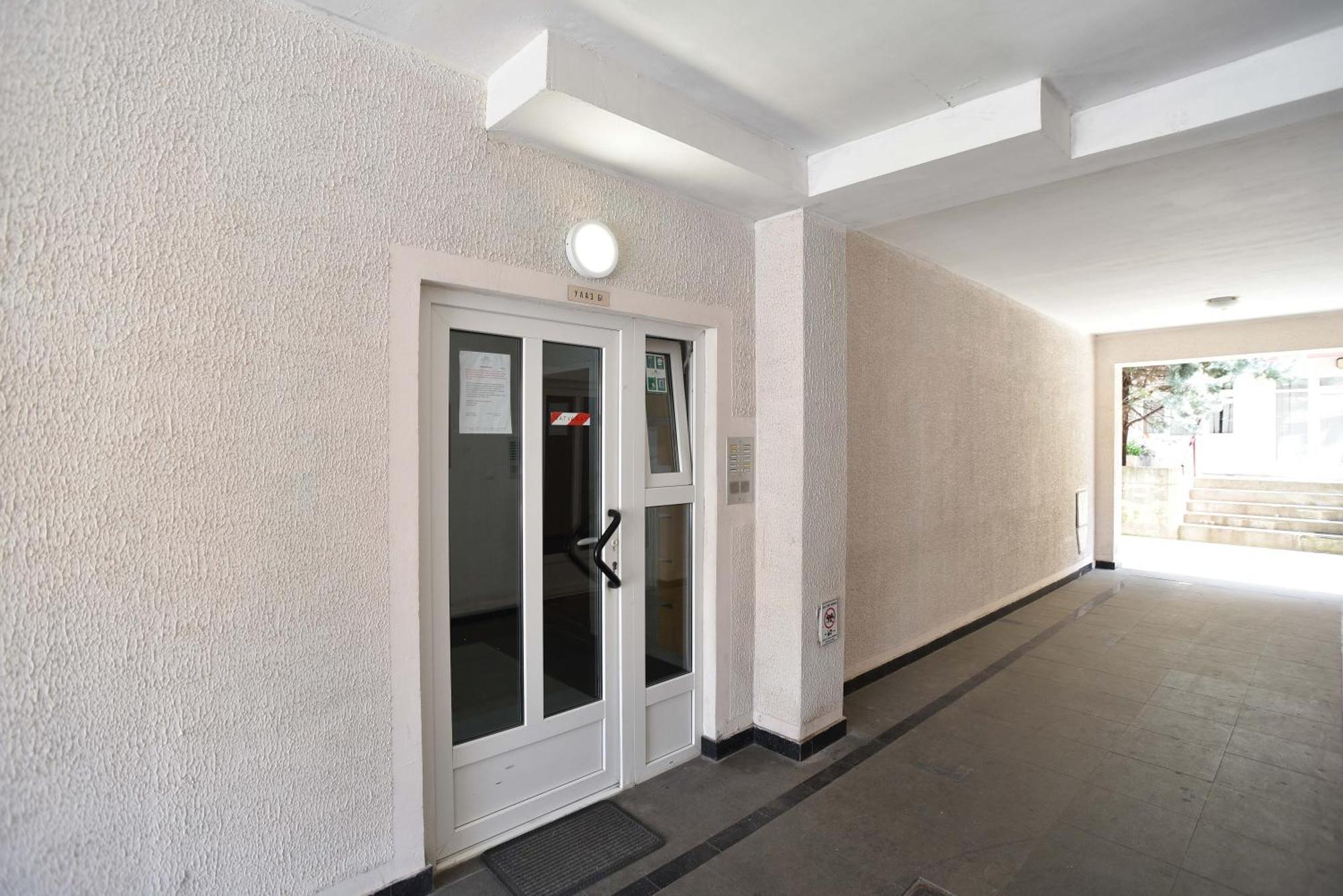 בודווה Comfort Apartment Near The Beach מראה חיצוני תמונה