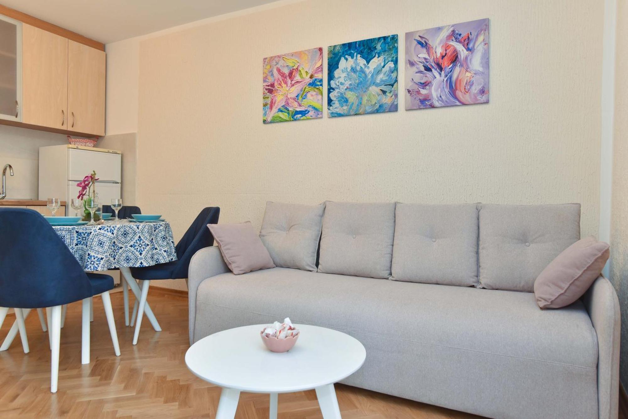 בודווה Comfort Apartment Near The Beach מראה חיצוני תמונה